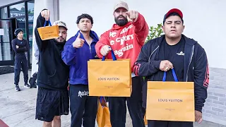 I BOUGHT CHICOS TOXICOS GIFTS... ( ZOO CULTURE CHRISTMAS )