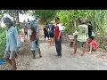 Download Lagu gotong royong perbaikan jalan, kerukunan warga hidup di desa