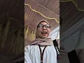 Download Lagu Sedang memantau meja prasmanan