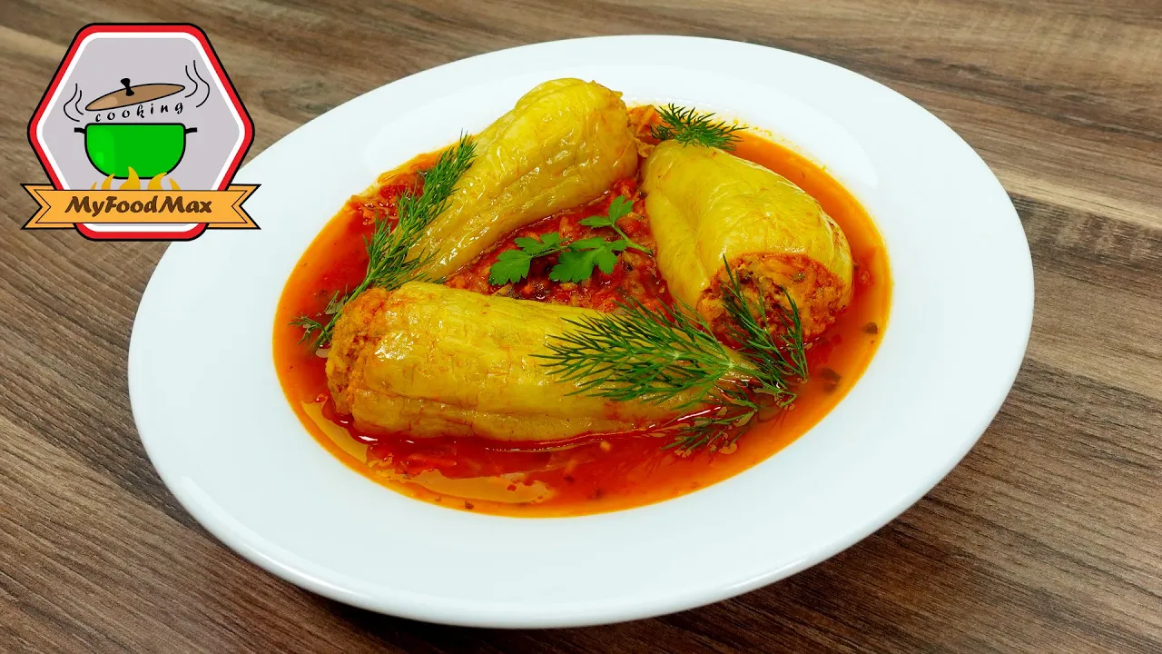 
          
          
          
            
            Gefüllte Paprika mit Hackfleisch und Reis sowie Zucchini – Einfach geschmort im besten Gemüseeintopf
          
        . 