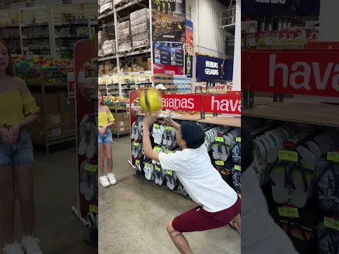 Brincando de bola no mercado