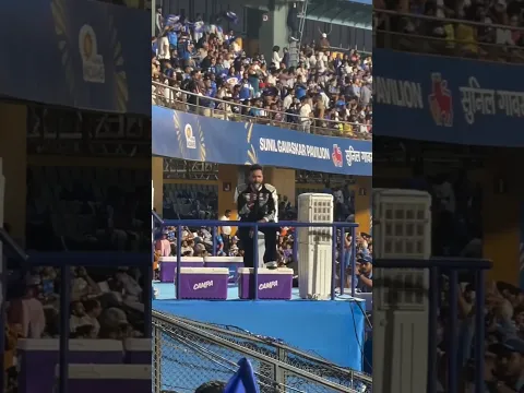 Electric Vibes! ✨ Nakhrewali Live @ Wankhede 💙 #MumbaiIndians #WankhedeStadium #MI