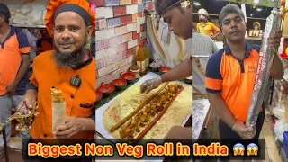 Biggest Magical Non Veg Roll of India 😱😱 Loaded with Eggs, Chicken and Mutton 😍😍 29 Inch Roll 🍗🔥👌