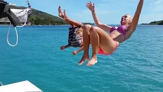 Ep.135 Sailing to the whitest beach everrrrrrr!