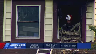 واکنش عمده به آتش سوزی دی ویت به دلیل دود شدید و شعله های آتش 