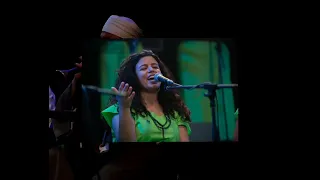 بص على الحلاوه حلاوه دندنها