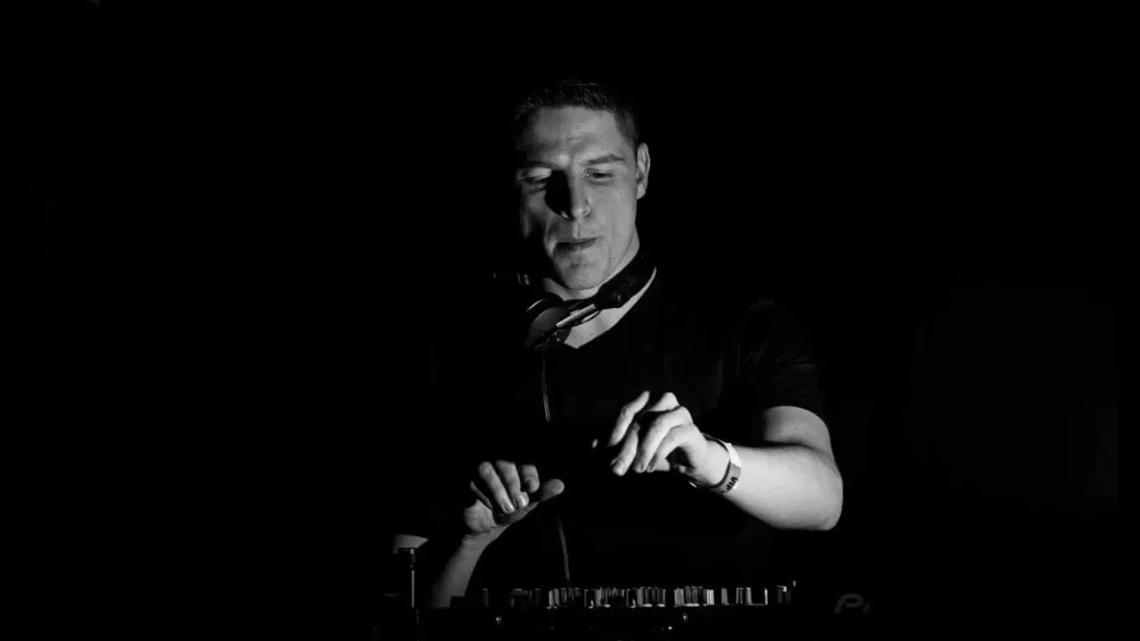 ID - by Paul Denton  Exclusive Kearnage Guest Mix 2018