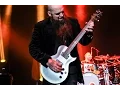 Download Lagu Three Days Grace - Home, Sober (Tool cover) (live in Minsk, 28-01-16)