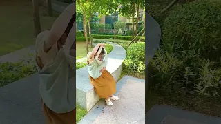 Straps Are Really Convenient When Going Out Alone With A Focus On Being Lightweight And Breathable 