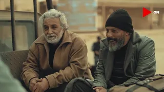 في آخر لحظة الروبوت عزيز كان هيتكشف وتبان حقيقته لولا اللي حصل ده النهاية 