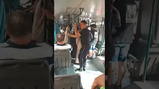 في وهرن يحدث اصطدام نقل مسافرين بشاحنة 