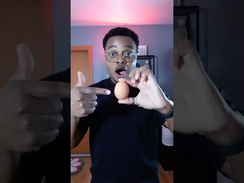 EGG PEELING EASY HACK 🤯 (how to peel an egg very fast) #shorts