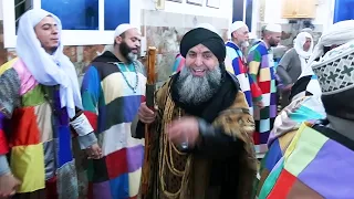 للجنون فن لايعرفه إلا المجنون بالله وفي الله مقطع رائع من الجذبة الصوفية شاهد حتى النهاية دندنها