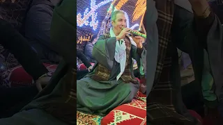 أسمعو بقى الشويه الدلع دول العميد اللى بيخلى المزاج فوق السحاب دندنها