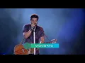 Luan Santana - Chuva de Arroz (DVD Festeja Brasil 2016) [Vídeo Oficial]