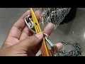 Download Lagu Menyambung jaring dengan rantai untuk membuat jala ikan