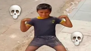 tilin se equivocó de emote 💀