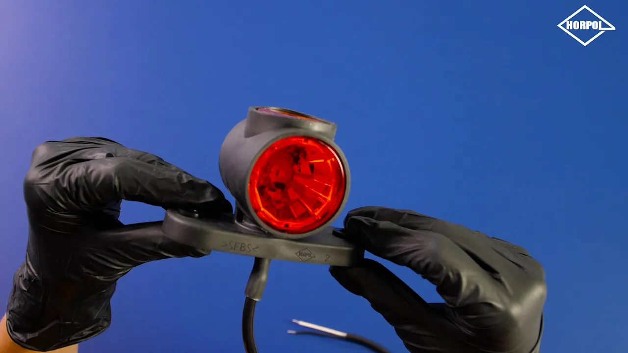 Video: LED Begrenzungsleuchte rot-weiß-gelb | 12-24v | 50 cm Kabel | MB-4700RWA