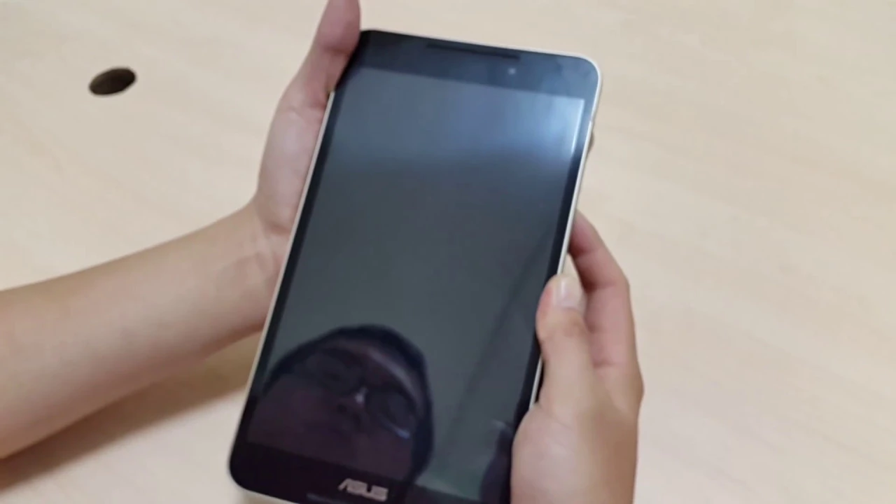 Cara memperbaiki Tab Asus Fonepad7 LCD blank Putih 10menit Done !!!