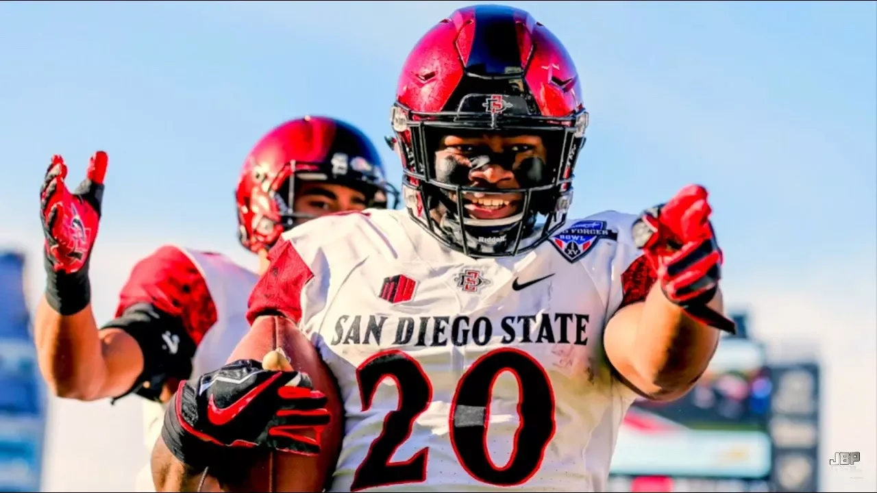 Most Dangerous Offensive Weapon in the MWC || San Diego State RB Rashaad Penny Career Highlights ᴴᴰ