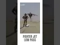 Lagu Fighter Jet Makes A Extremely Low Pass