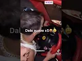Baby alien maneja un rolls royce
