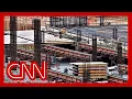 Download Lagu JPMorgan CEO warns US economy is 'weakening' and could be entering into a recession