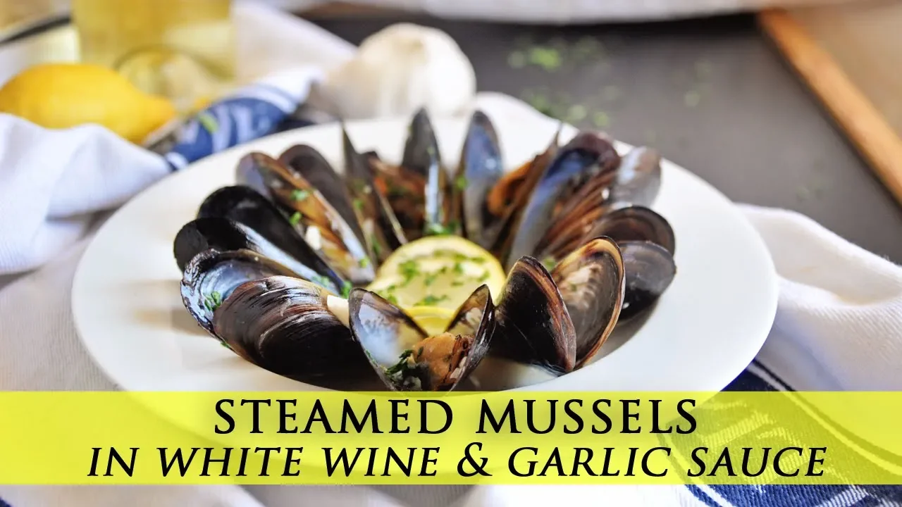 How to Make Mussels in White Wine & Garlic Sauce