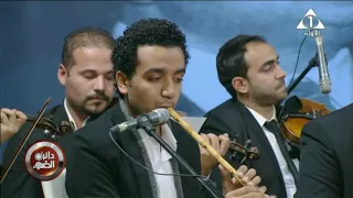 دائرة الضوء   احمد صبحي يغني سحب رمشه ل  محمد قنديل  دندنها
