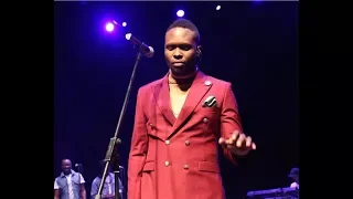 mnqobi nxumalo feat vuyelwa oke and nhlanhla zofo here i am to worship