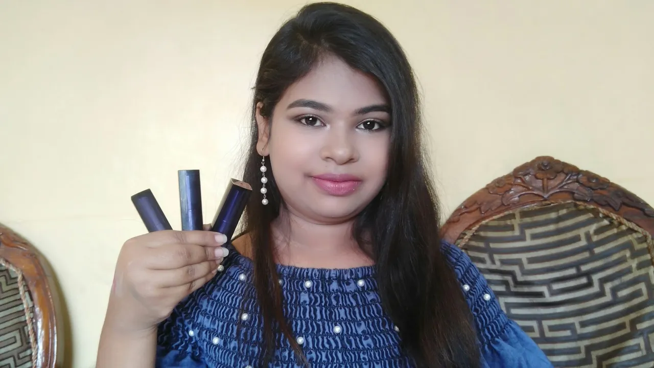 Did you know that Maybelline has a BRAND NEW lipstick line, and it's GORGEOUS?! Good job, Maybelline. 