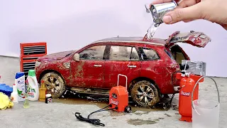 washing dirty miniature ford everest after extreme off roading realistic car wash 