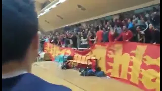 التراس اهلاوي في الصالة   الاهلي ده حياتنا دندنها