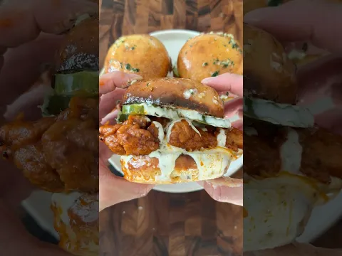 HOT HONEY CHICKEN SANDWICH #shorts