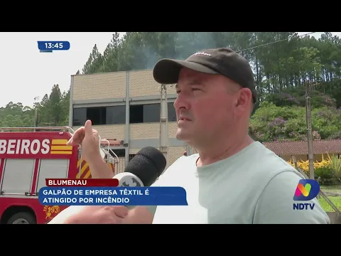 Galpão de empresa têxtil é atingido por incêndio em Blumenau