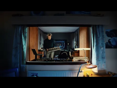 Clipe de Life Is Like - French 79