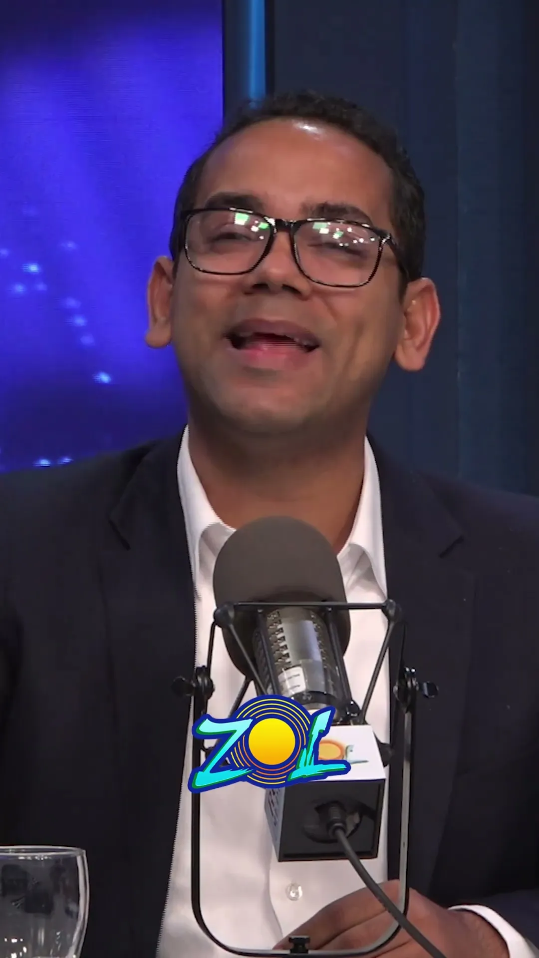 CUBA BAJO PRESIÓN  INTENACIONAL