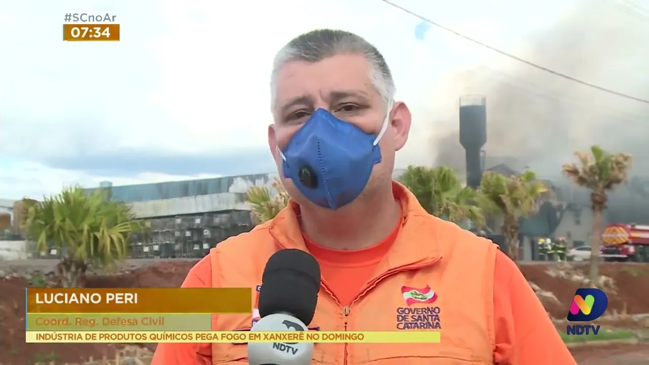 Bombeiros de Faxinal dos Guedes e Xaxim são acionados em incêndio de indústria química de Xanxerê