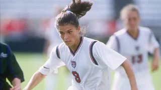 How Did Mia Hamm Inspire Women to Play Sports