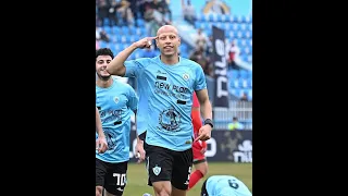 ما هو المرض الذي غي ر ملامح عمرو الجزار  دندنها