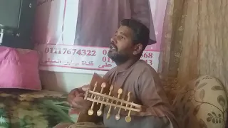 كل يوم بيفوت ويمشي لاحمد سعد غناء الفنان جابر وعزف على فكره يا جماعه في مقطع كامل على نفس القناه 