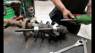 Blue Spot Tools - 07919 Coil Spring Compressor Set and Why You Need Two Sets