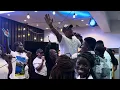 Download Lagu You won’t believe this amapiano praise medley by Anderson Qozan 😳🔥💯 #dance #amapiano #fypシ