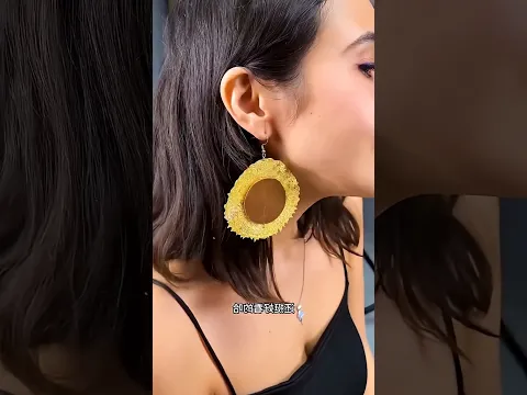 Mom Turned Her Brother’s Bracelet Into a Beautiful Earring! 💛 #shorts