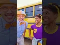 Download Lagu The doors on the School Bus Go... 🟠🔵🟣 🚌 #shorts