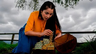 Campesina encontró $2 MILLONES enterrados pero jamás imaginó de quién eran