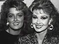 The Judds -- Grandpa ( Tell Me 'Bout The Good Old Days )