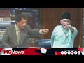 Download Lagu Hidang Arak Dalam Kapal Terbang Najis, Perbuatan Syaitan! Jahat, Kurang Ajar Berkumandang Di Dewan