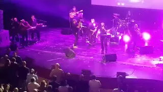 שמחה גדולה הלילה ניסים גרמה בהיכל התרבות בפתח תקווה 1 11 2017 