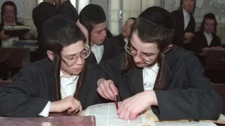What is the Chabad attitude to studying Daf Yomi